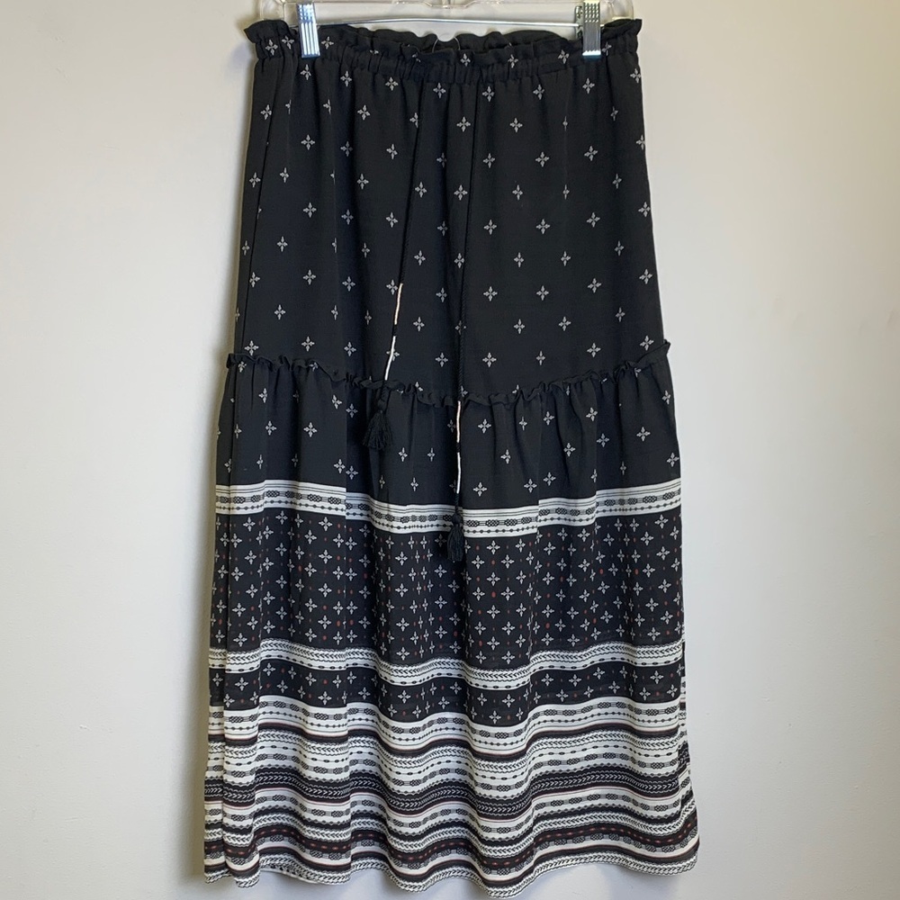 LOFT Black and White Patterned Maxi Skirt